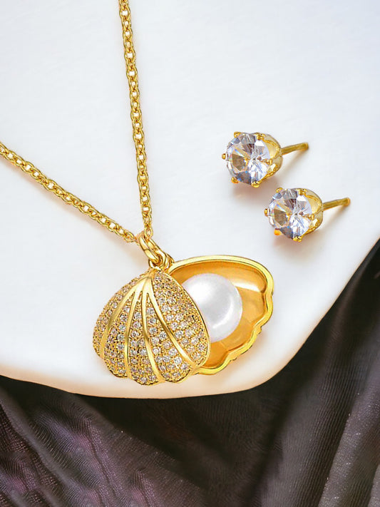 Trendy Gold Plated Pearl Shell Pendant Chain With Studs