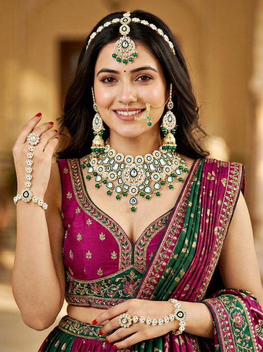 Bridal Kundan Green Choker Jewellery Set with Hathphool & Nath (2541-IZK-554-G)