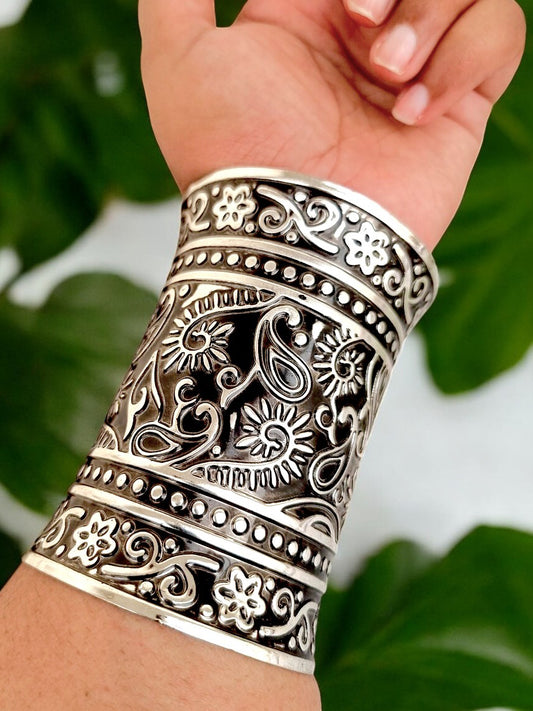 Navratri Festival Jewellery Cuff Bracelet for Garba & Dandiya