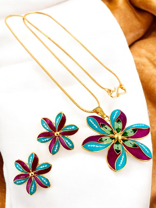 18K Gold-Plated Locket Chain with Earrings Meenakari Pendant Set (437-M7L1G-2068-PF)