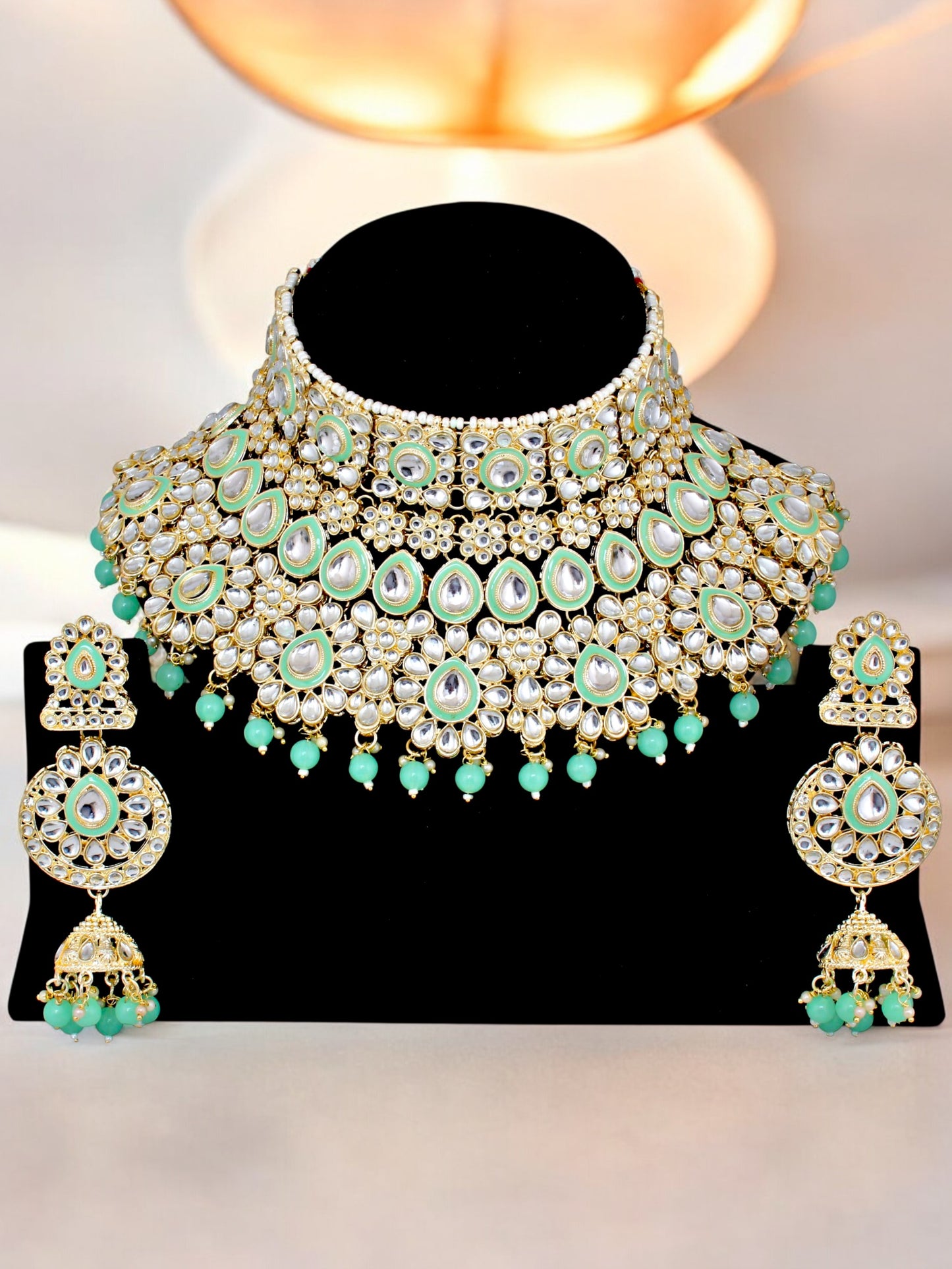 Bridal Kundan Mint Green Heavy Choker Jewellery Set with Hathphool & Nath (2640-IZK-551-MNT)