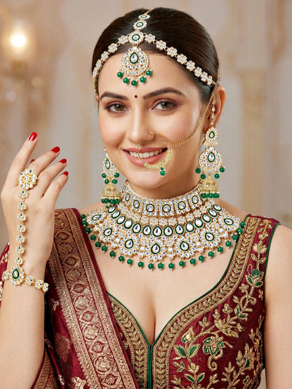 Bridal Kundan Green Heavy Choker Jewellery Set with Hathphool & Nath (2640-IZK-551-G)