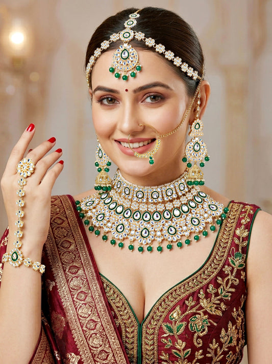 Bridal Kundan Green Heavy Choker Jewellery Set with Hathphool & Nath (2640-IZK-551-G)