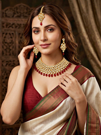 Handcrafted Kundan Maroon Beaded Choker Jewellery Set with Maang Tikka, 18K Gold Plated (842-B5SP-005-M)