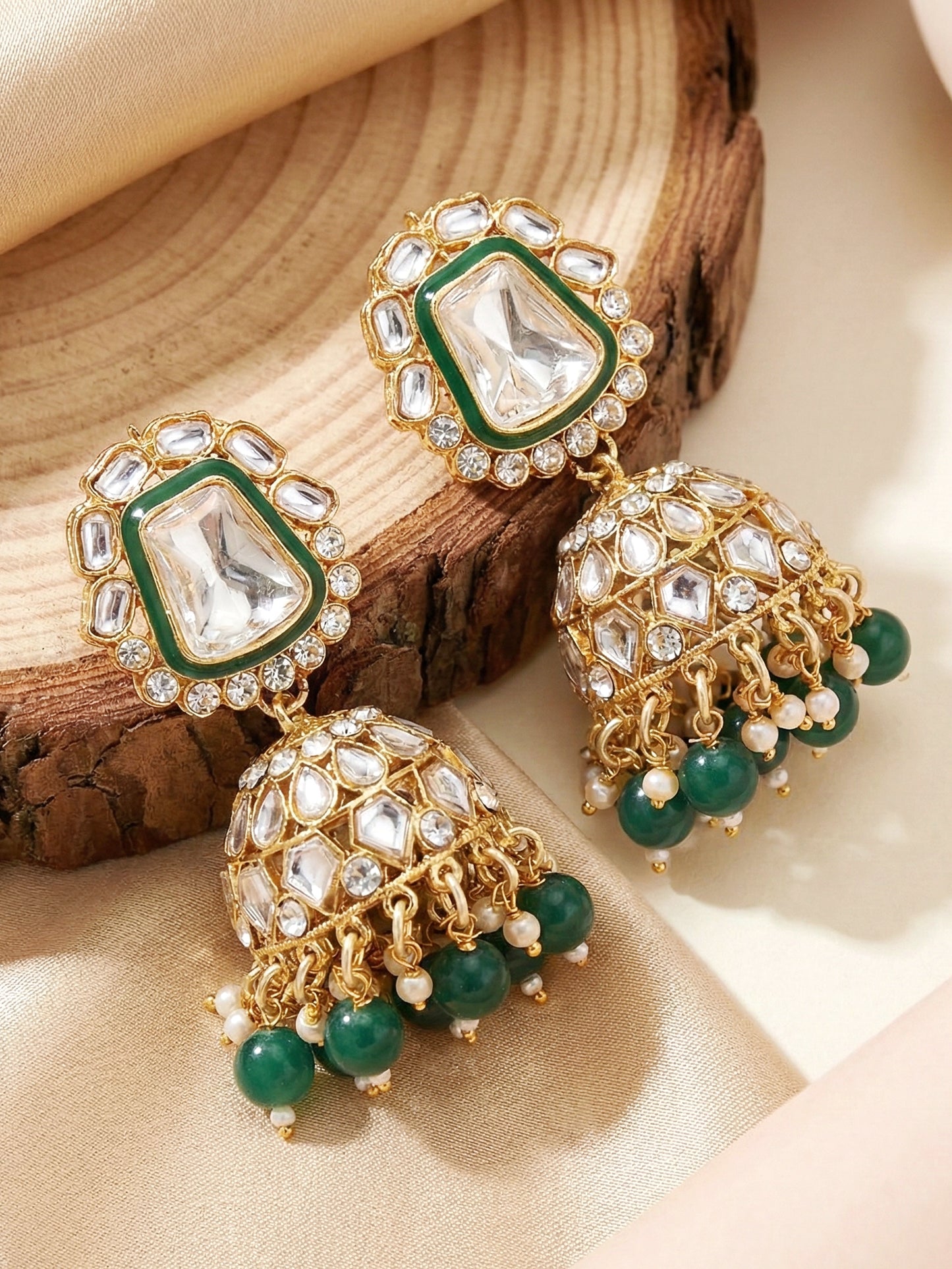 18 KT Gold Plated Kundan Bridal & Semi-Bridal Necklace Set with Earrings, Maang Tikka & Nath (2476-M8SK-1101-G)