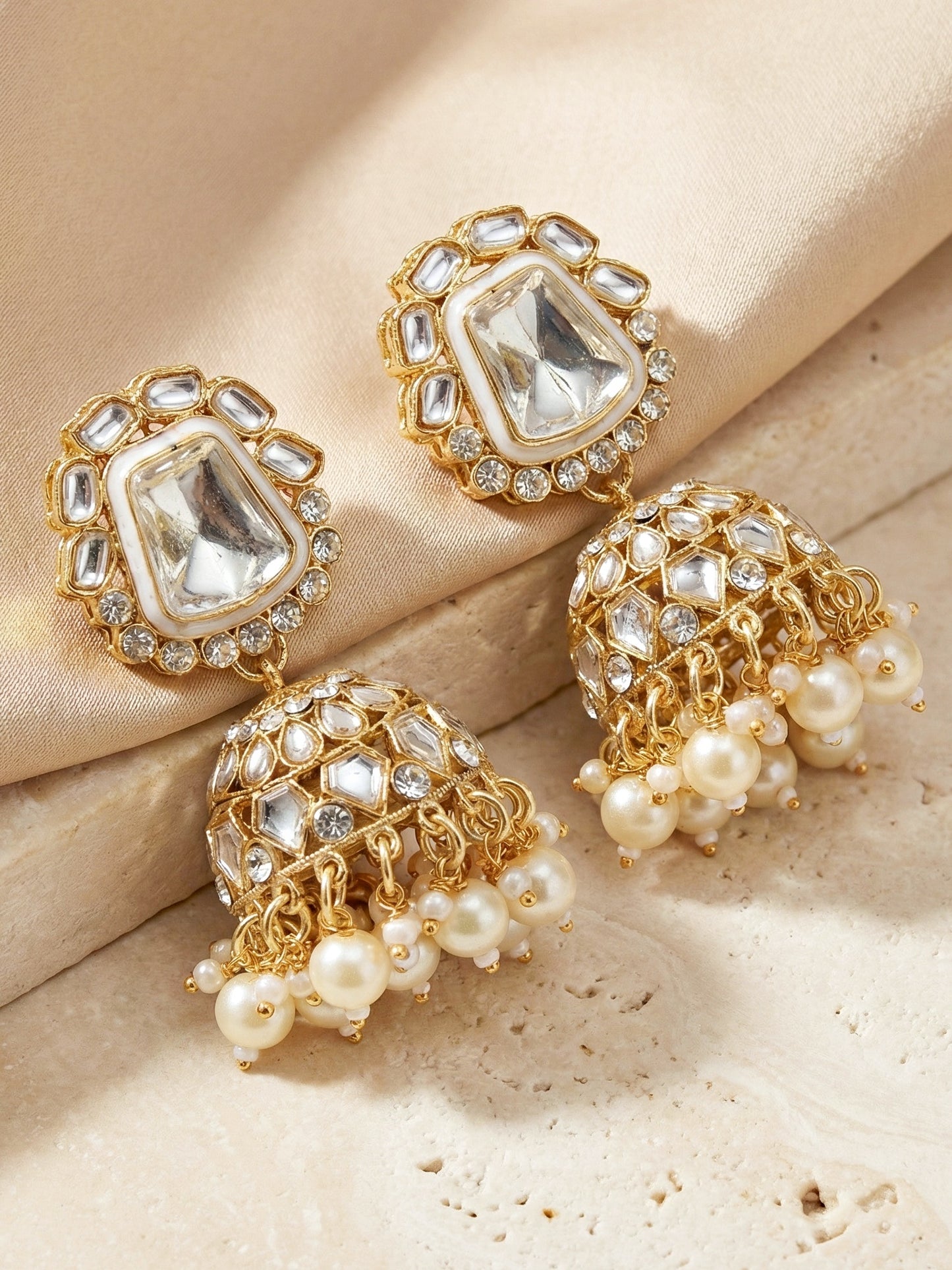 18 KT Gold Plated White Kundan Bridal & Semi-Bridal Necklace Set with Earrings, Maang Tikka & Nath (2476-M8SK-1101-W)