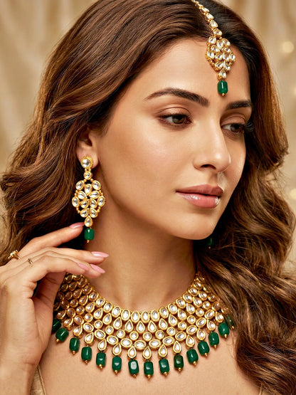 Handcrafted Kundan Green Beaded Choker Jewellery Set with Maang Tikka, 18K Gold Plated (842-B5SP-005-G)