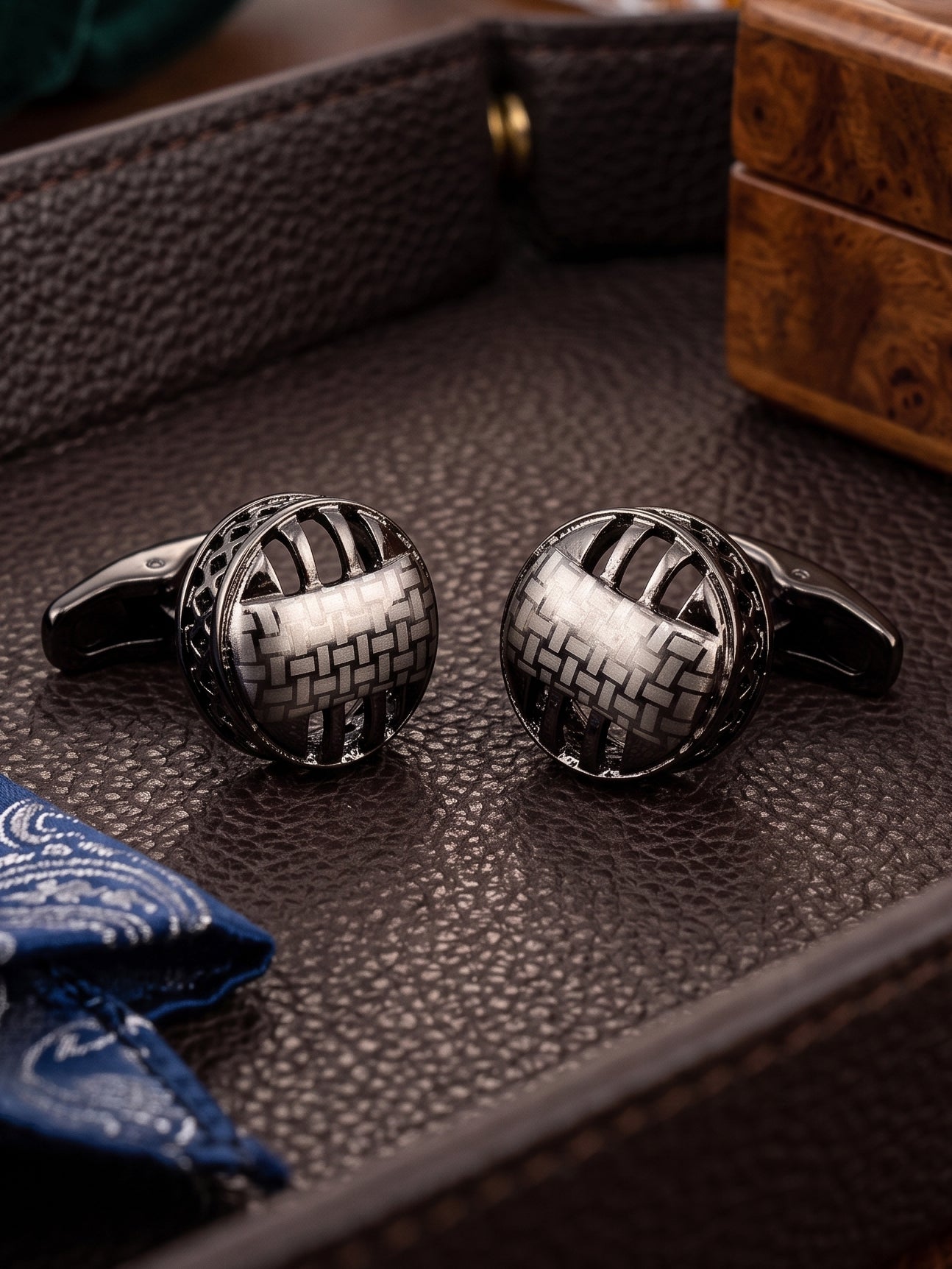 LUCKY JEWELLERY Unique Men Jewelry | Sleeve Button Formal Cuff Button | Wedding Shirt Button, Suit, Blazer Cufflinks Pair Set | Valentine Gift For Men (350-CHC4-1068B-S)
