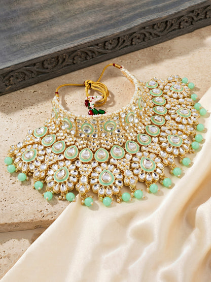 Bridal Kundan Mint Green Heavy Choker Jewellery Set with Hathphool & Nath (2640-IZK-551-MNT)