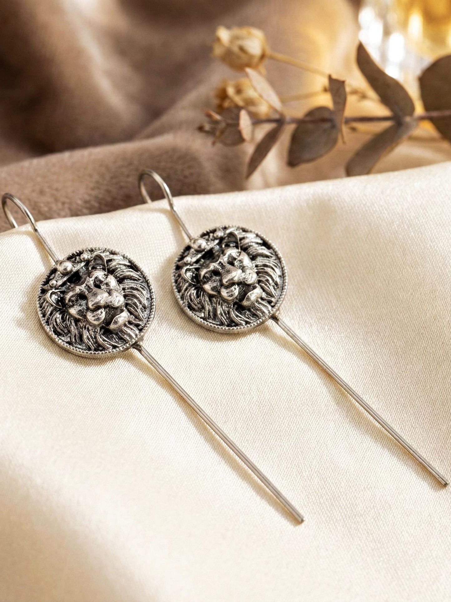 Vintage Lion Face Oxidised Silver Teeli Earcuff Earring For Girls & Women (139-KEO-7659)