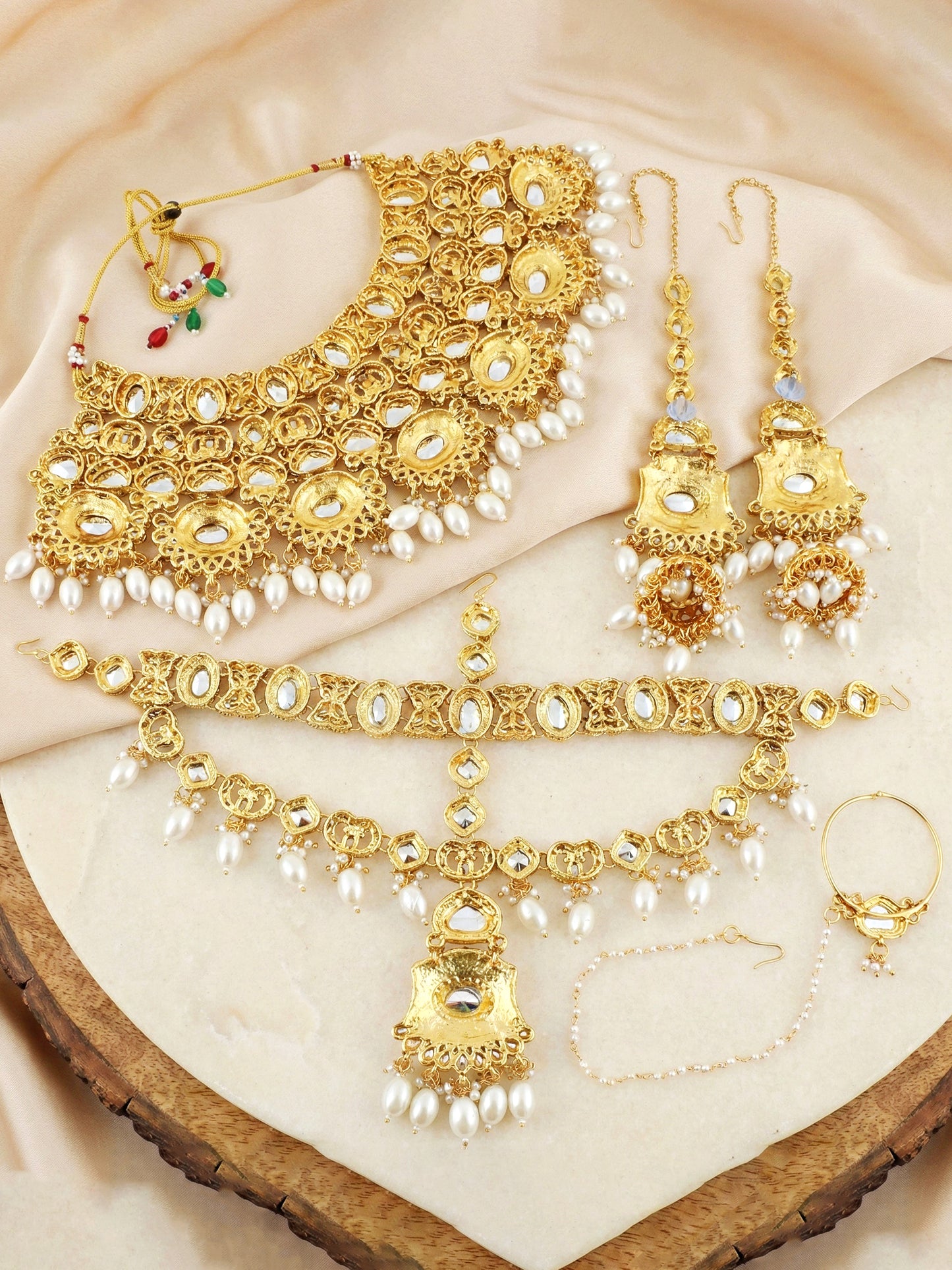LUCKY JEWELLERY Traditional Kundan White Jewellery Set | Bridal Style Royal Ethnic Necklace Set (4125-IZR-2414-W)