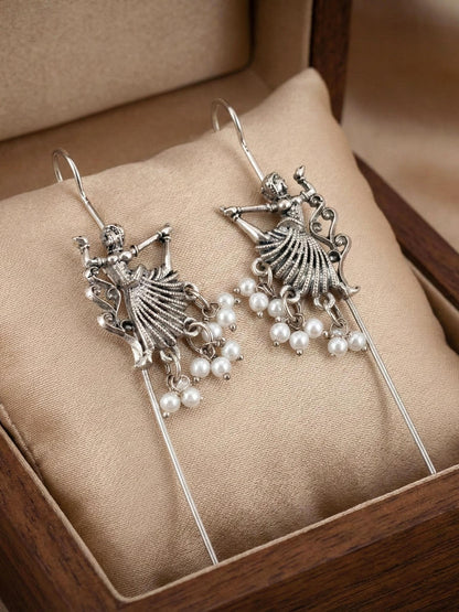 Oxidised Silver Tribal Dancer White Drop Teeli Earcuff Earring For Girls & Women (139-KEO-7697)