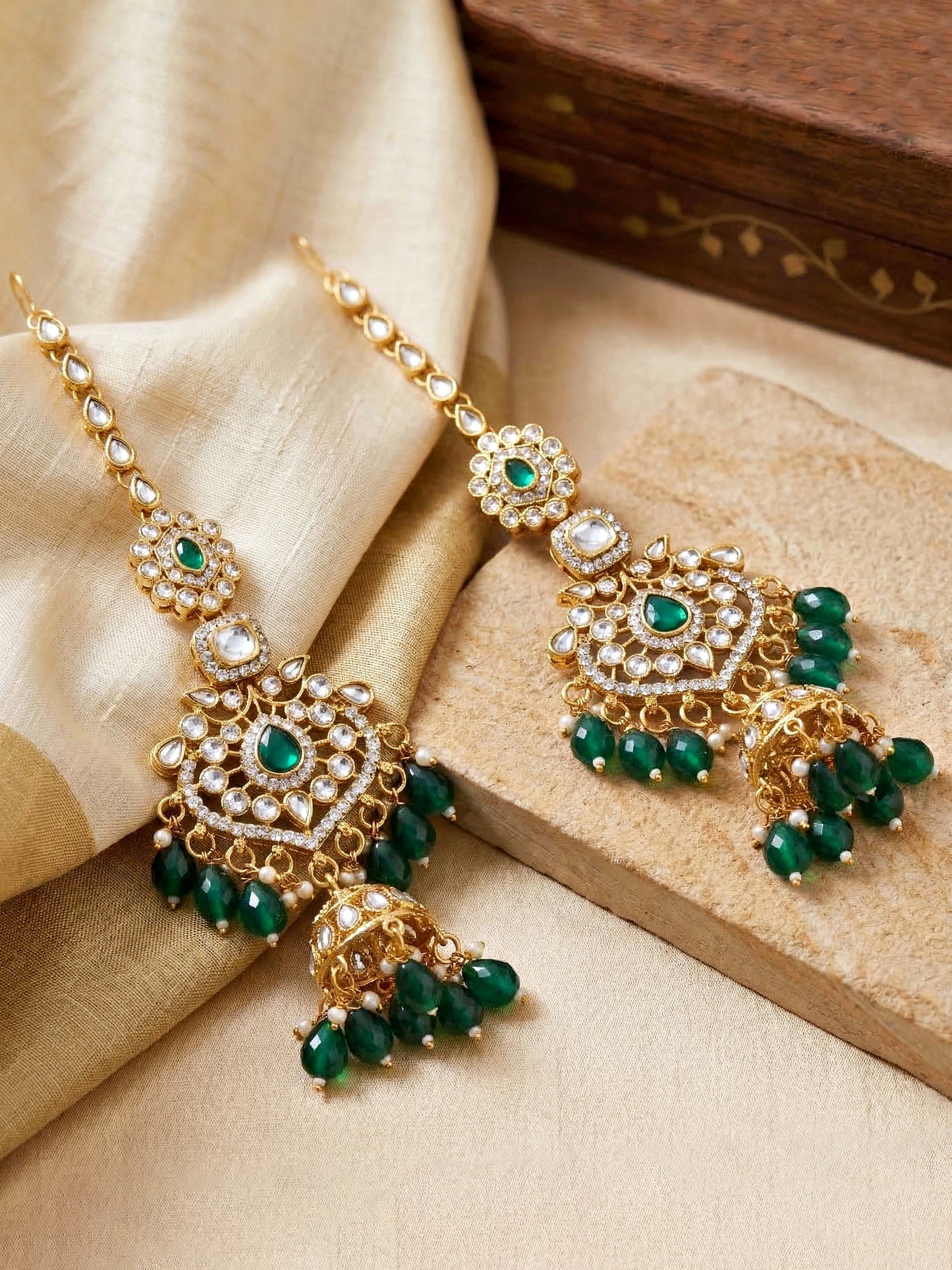 Bridal AD Green Stone Heavy Choker Jewellery Set with Jhumka & Nath (3300-M8ZK-1102-G)