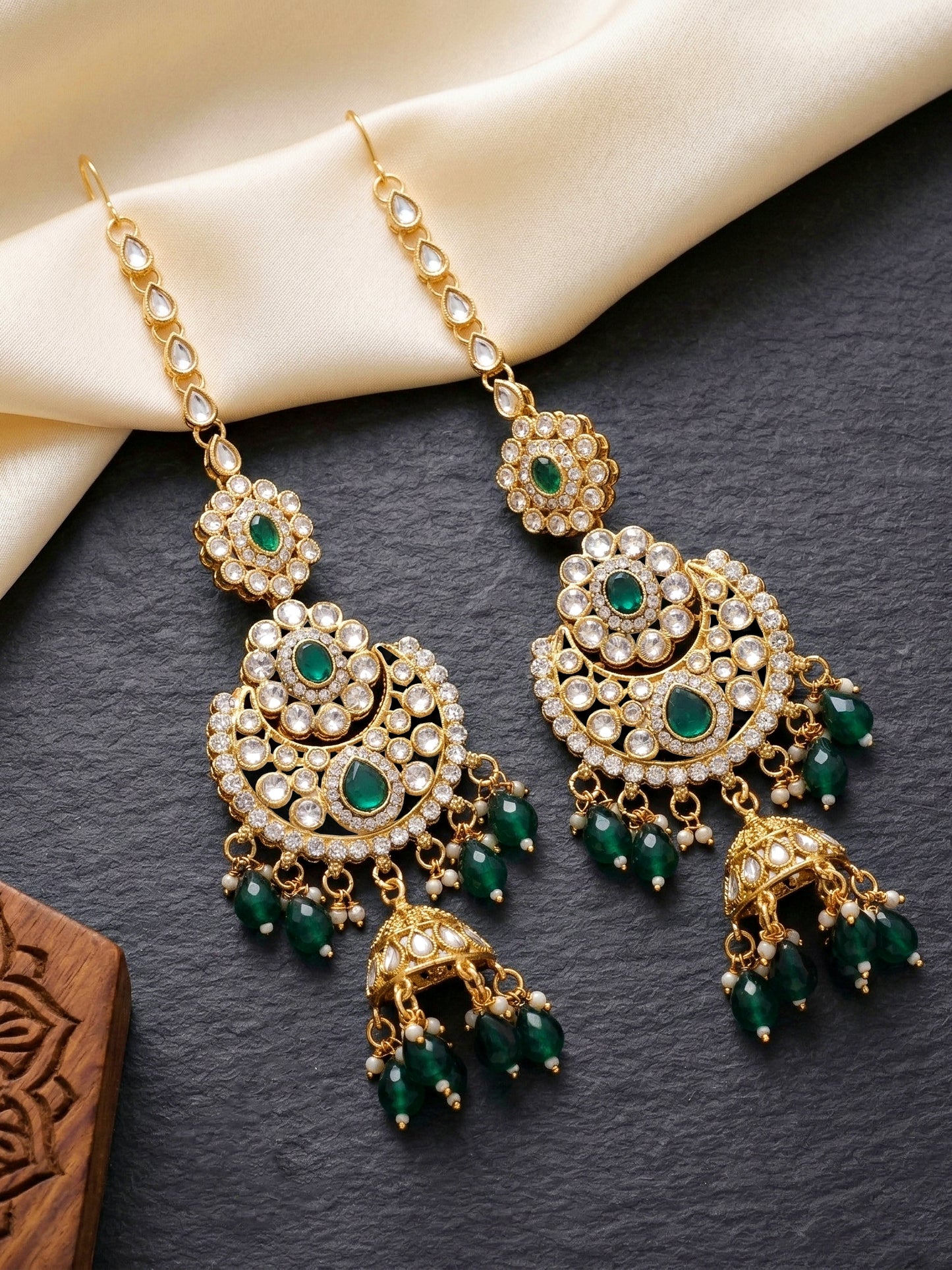 Bridal AD Green Stone Heavy Choker Jewellery Set with Sheesh Patti, Nath & Jhumka (3300-M8ZK-1104-G)
