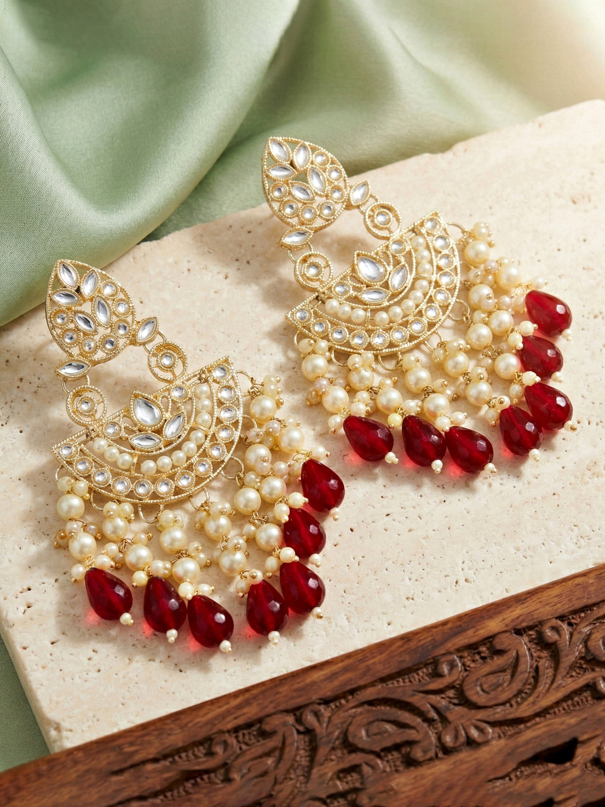 Gold Plated Kundan & Pearl Maroon Stone Bridal Choker Jewellery Set with Maang Tikka (1683-ISK-855-M)