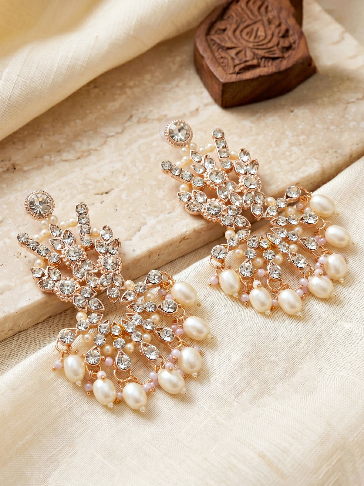 Rose Gold Plated AD White Stone & Pearl Bridal Choker Jewellery Set with Maang Tikka (974-B5SP-007-W)