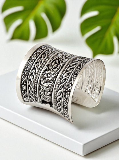Navratri Festival Jewellery Cuff Bracelet for Garba & Dandiya