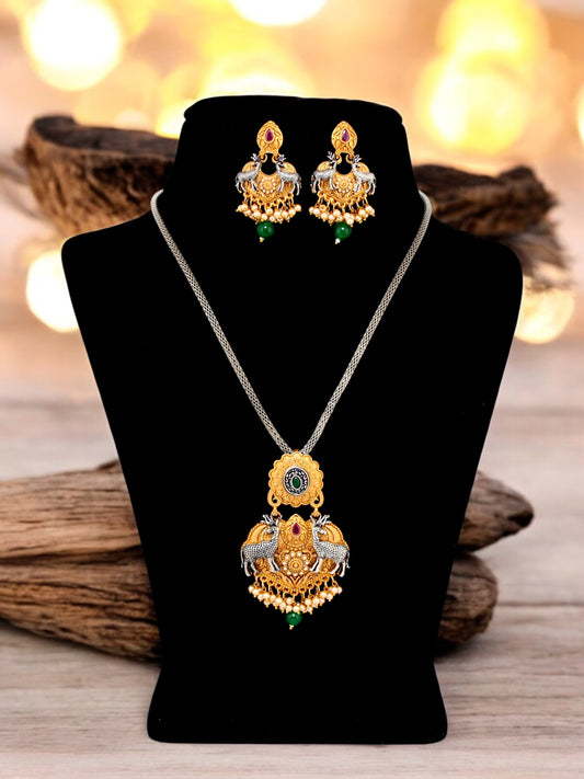 Trendy Golden Oxidised Jewelry Necklace with Earrings Gold Plated Pendant (608-KSO-19606-RG-GS)