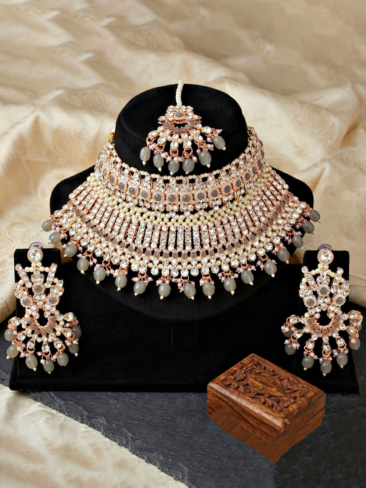 Rose Gold Plated AD Grey Stone & Pearl Bridal Choker Jewellery Set with Maang Tikka (974-B5SP-007-GR)