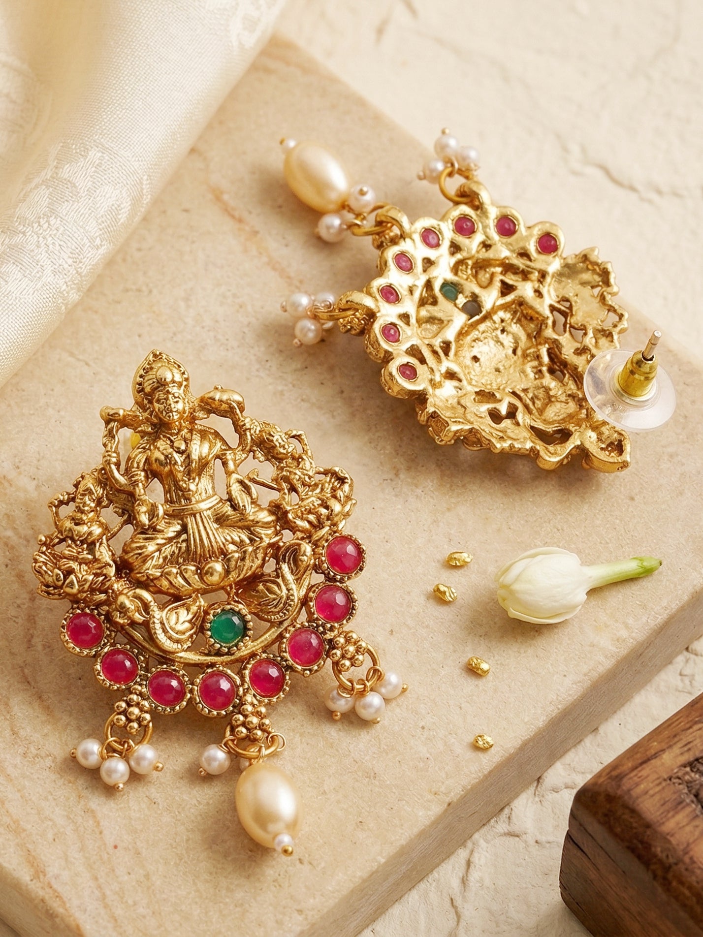 Lucky Jewellery Gold-Plated Laxmi Idol Temple Ruby & Green Color Necklace Set (660-G2SR-196-RG)