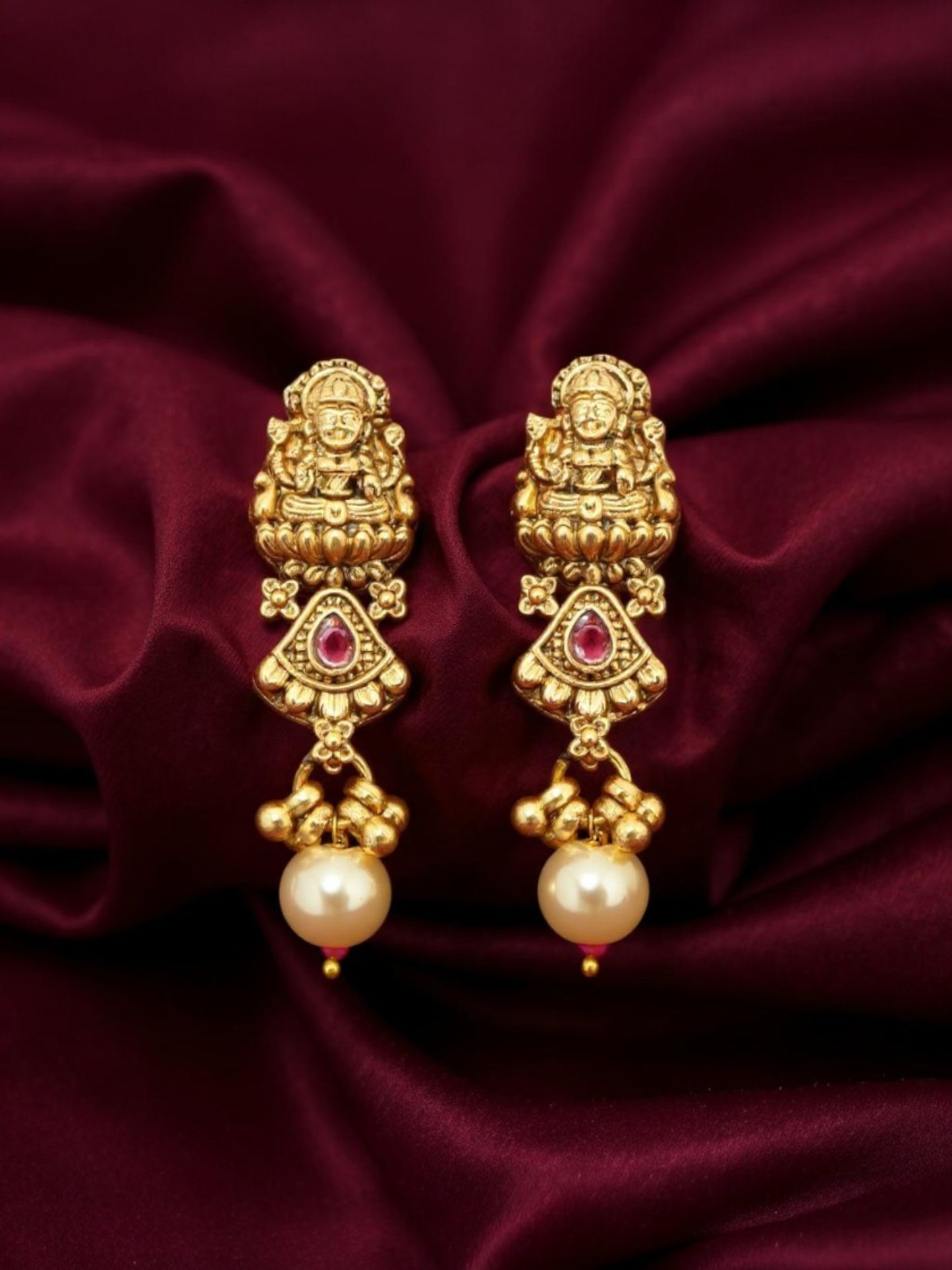 Gold Plated Temple Jewellery Goddess Lakshmi Design Necklace with Earrings