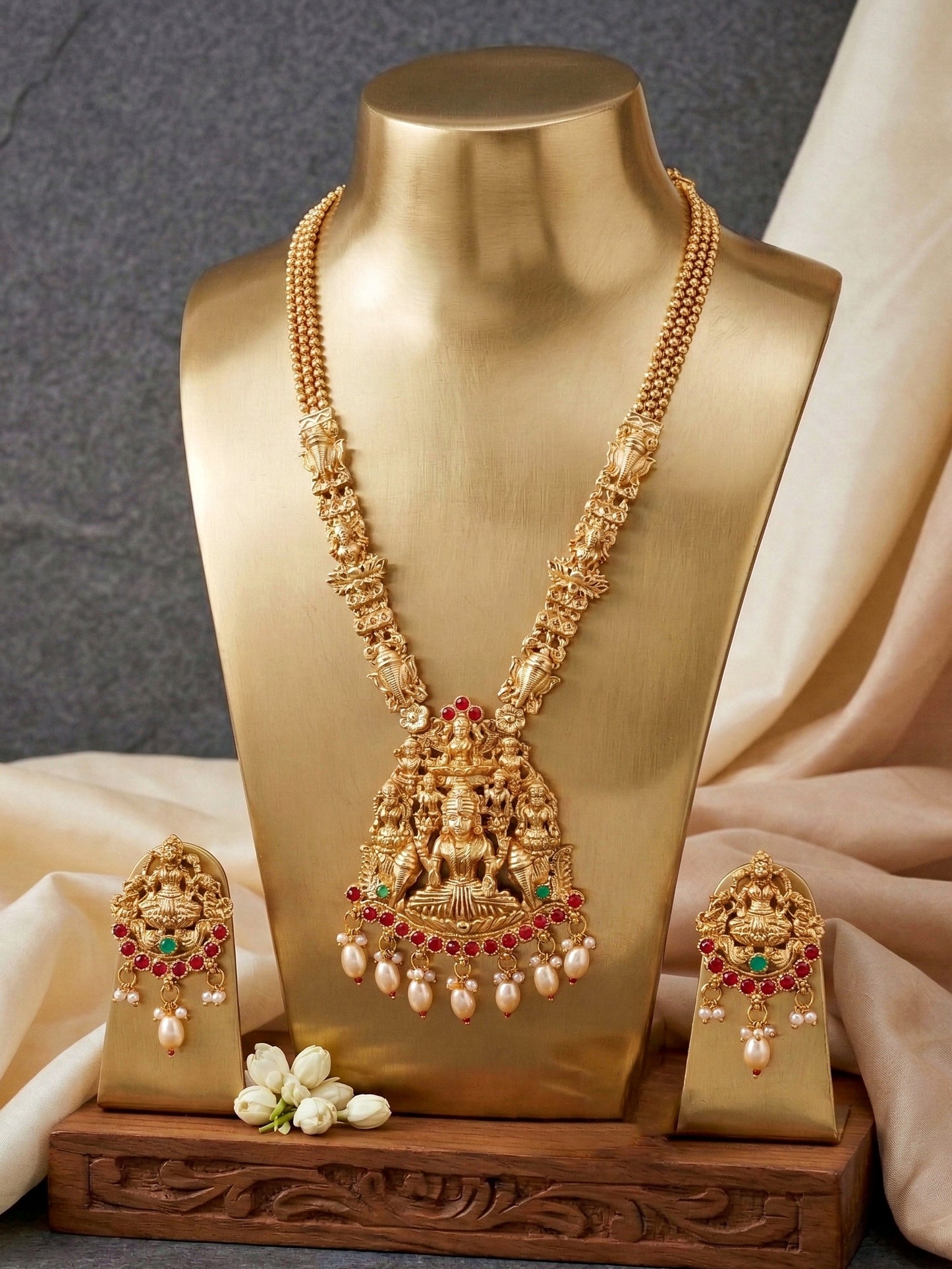 Lucky Jewellery Gold-Plated Laxmi Idol Temple Ruby & Green Color Necklace Set (660-G2SR-196-RG)