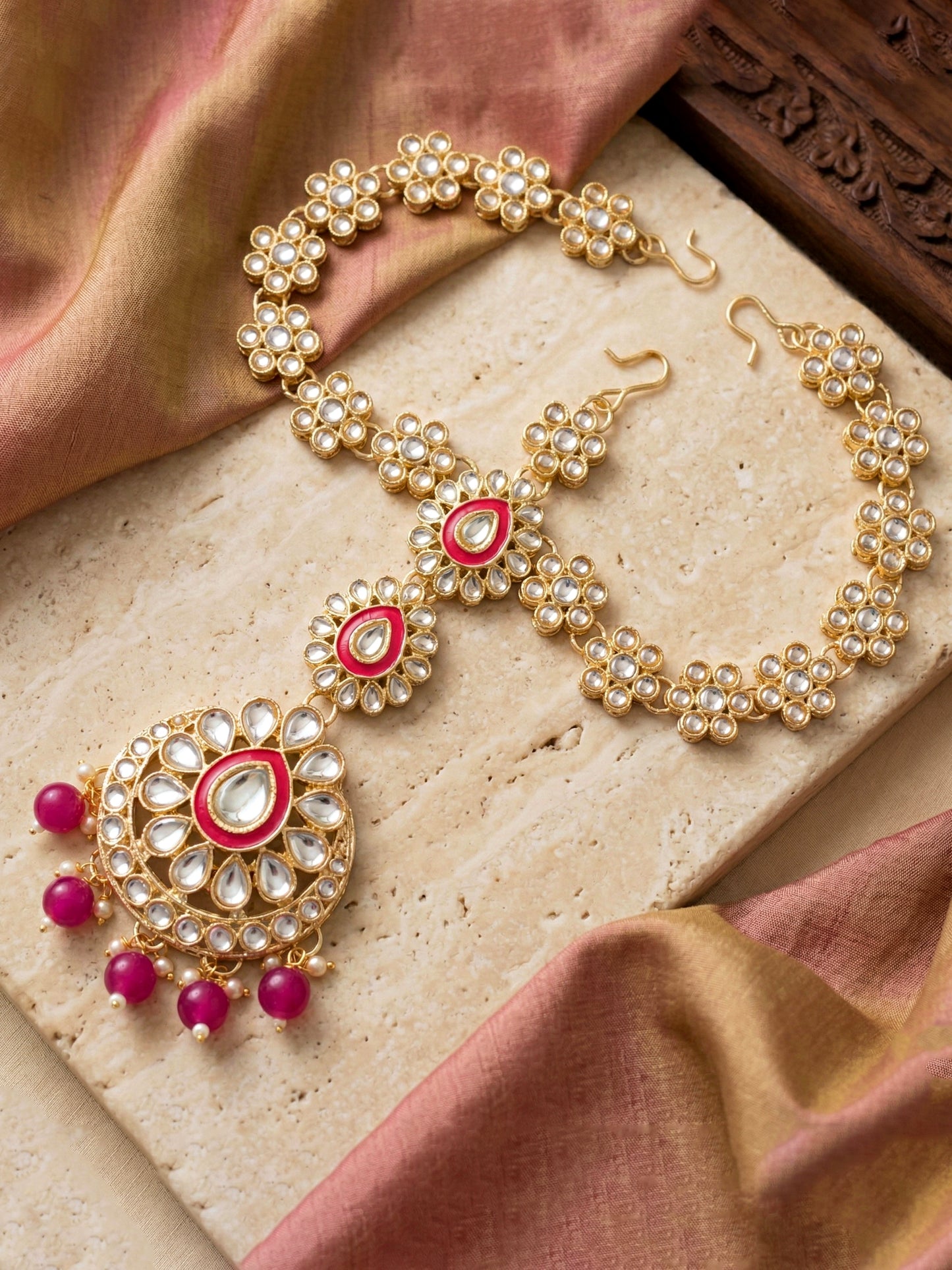 Bridal Kundan Red Choker Jewellery Set with Hathphool & Nath (2541-IZK-554-R)